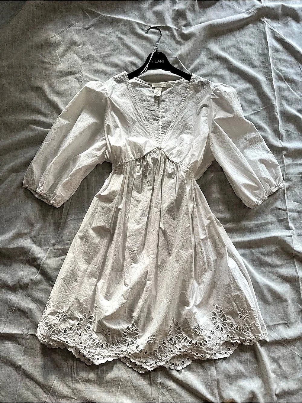 H&Medium White Eyelet Mini Dress Size Medium Like New